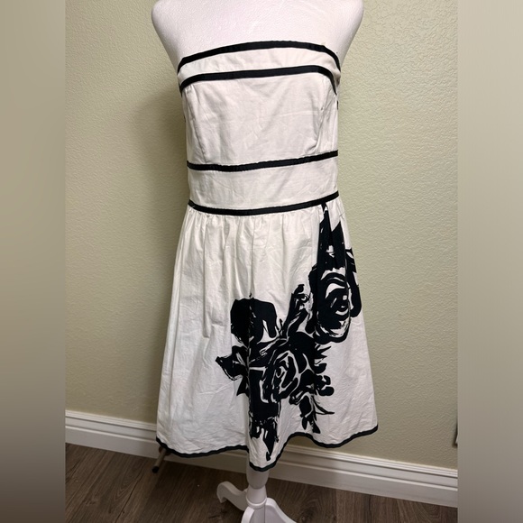 Speechless Strapless Dress Size 9 White with‎ Black Flowers Mini Back Zipper - Picture 1 of 6